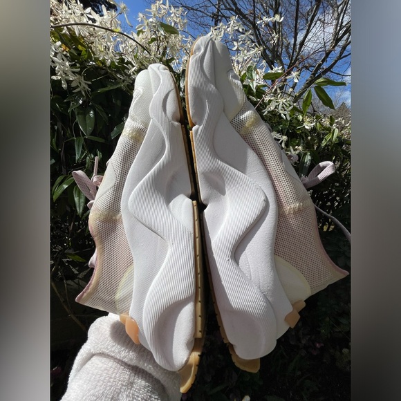 Sorel Women's Sneakers in White and Pink - Picture 5 of 16